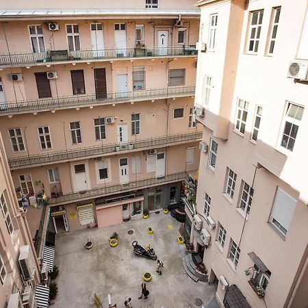 Atomic 1 Apartment Belgrad Exterior foto