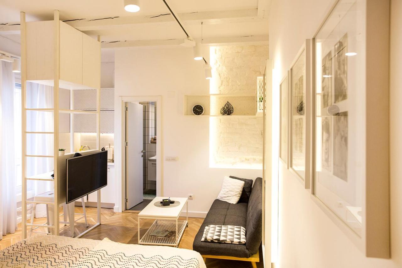 Atomic 1 Apartment Belgrad Exterior foto